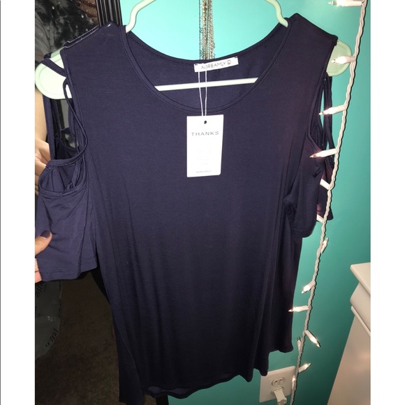 NWT Navy Shoulder Cutout Tee - Picture 3 of 8